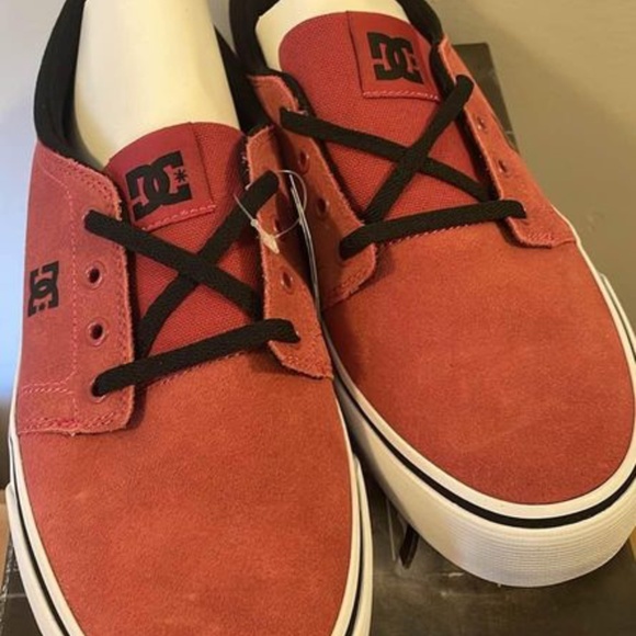 BRAND NEW women DC dc trase suede red skate shoes size US 9.5 & US 10 - Picture 5 of 6
